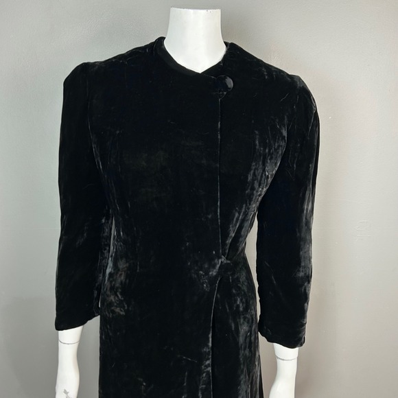 1930s VTG Velvet Opera Coat XS Black Evening Silky Full Length Glam Noir Vamp
